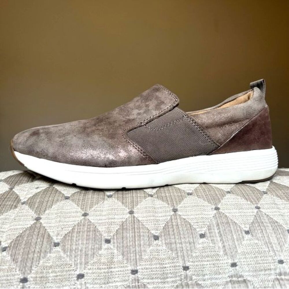 Comfortiva Align Nicole Distressed Foil Suede Metallic Brown Slip On Shoes 9 W